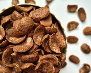 MILZU, graudaugu kakao pārslas “Spēks” BIO ZERO WASTE LESS WASTE KUULE.LV BEZIEPAKOJUMA VEIKALS