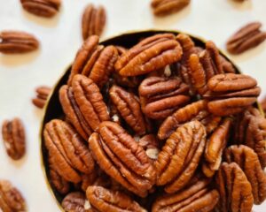 PEKANRIEKSTI ZERO WASTE LESS WASTE KUULE.LV BEZIEPAKOJUMA VEIKALS