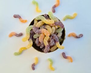 Gumijas tārpiņi bez želatīna ZERO WASTE LESS WASTE KUULE.LV BEZIEPAKOJUMA VEIKALS