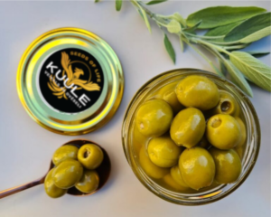 OLĪVAS ar zilo sieru